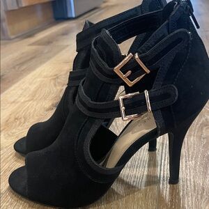 LC Lauren Conrad Black Buckle Heels